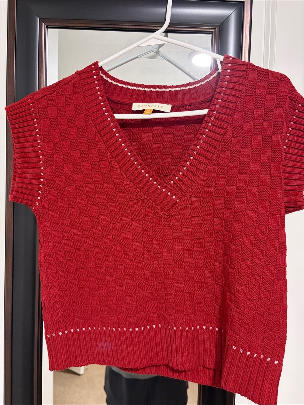DownEast Red Short-Sleeve V-Neck Knit Sweater